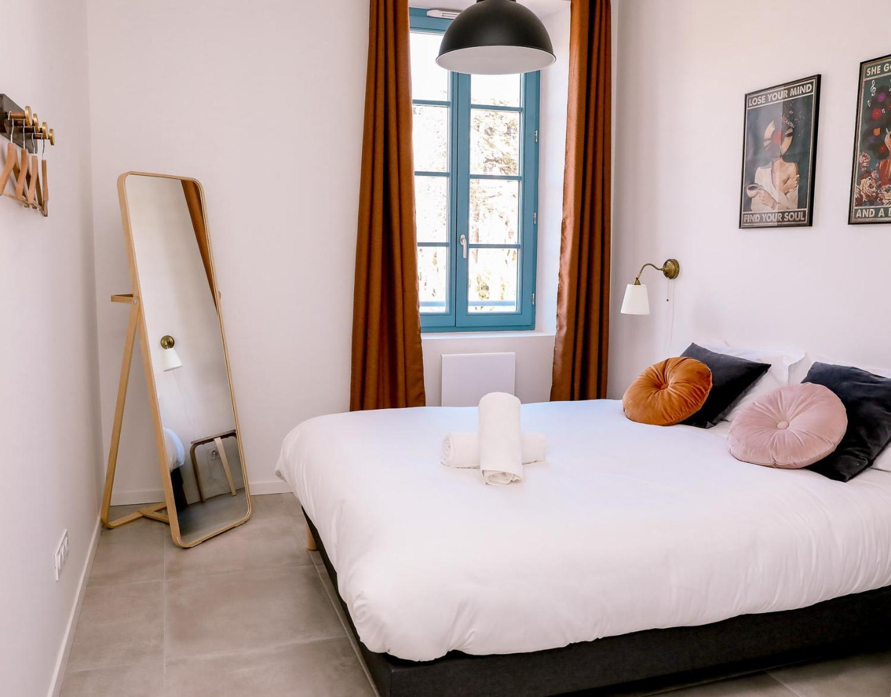 Le Jules Appart'Hotel Romans-sur-Isere Bagian luar foto