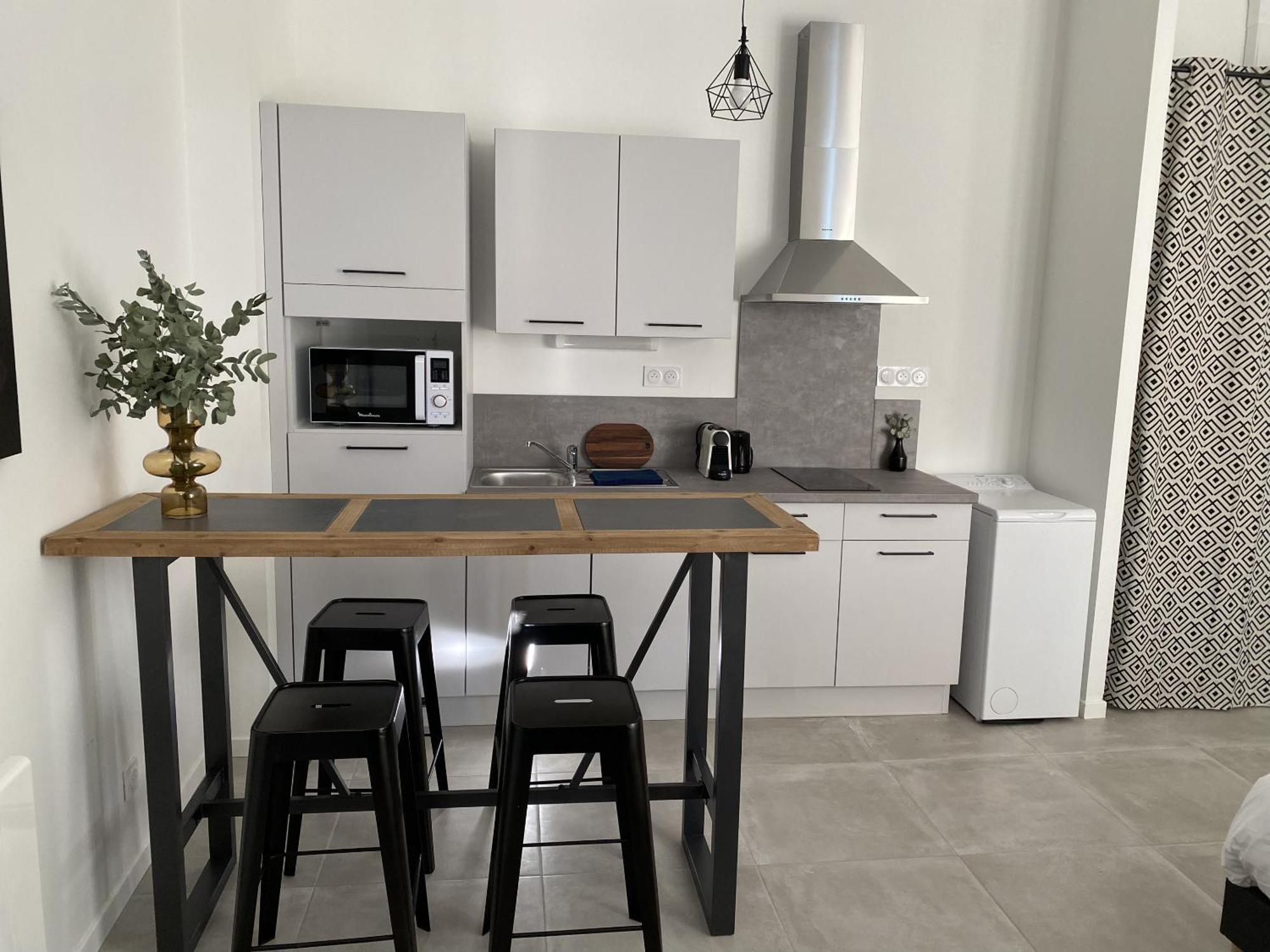 Le Jules Appart'Hotel Romans-sur-Isere Ruang foto