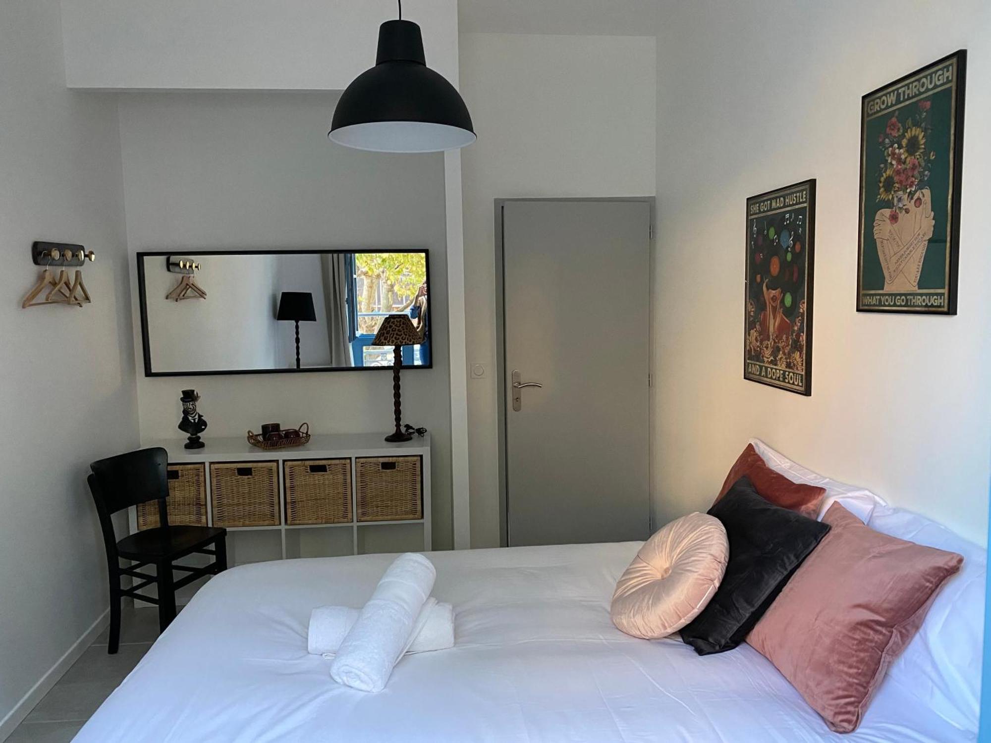 Le Jules Appart'Hotel Romans-sur-Isere Bagian luar foto